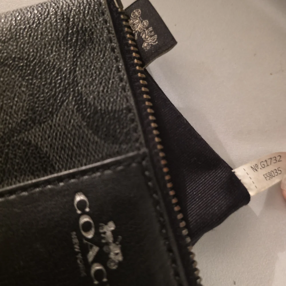 Coach Black Leather Handbag and Wristlet Set - Picture 2 of 7
